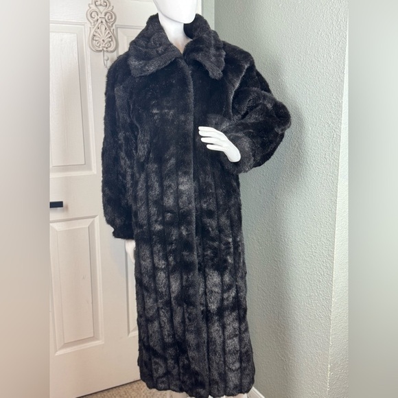 MONTEREY FASHIONS VINTAGE LONG WOMENS FAKE FUR COAT BLK MADE IN USA SIZE 8 - Picture 1 of 15